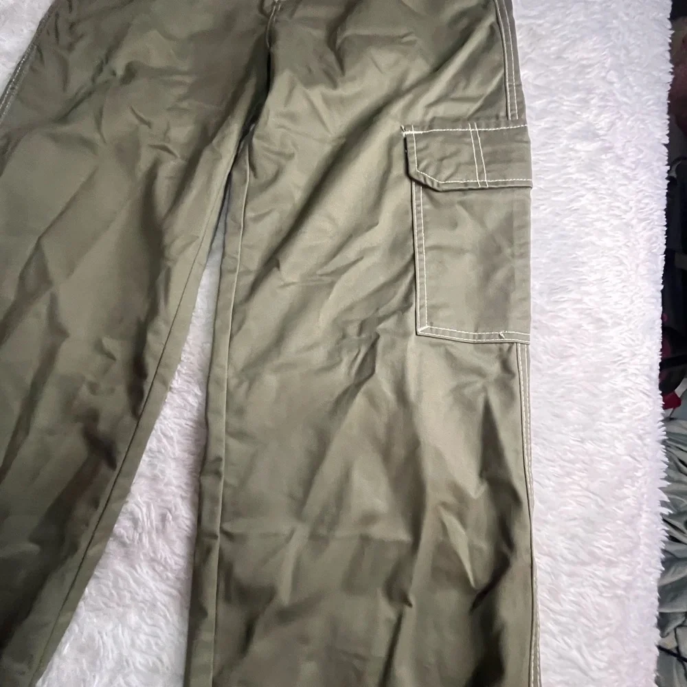 TRUE RELIGION OLIVE/MILITARY BOBBI BAGGY CARGO JOGGERS BIG T PANTS SIZE 26